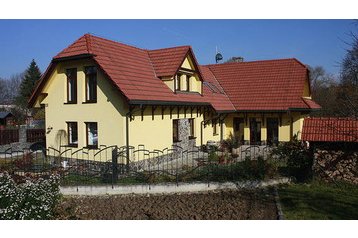 Eslovaquia Privát Dolný Kalník, Exterior